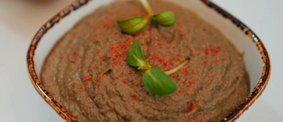 Рецепт хумуса - веганской закуски с кунжутной пастой